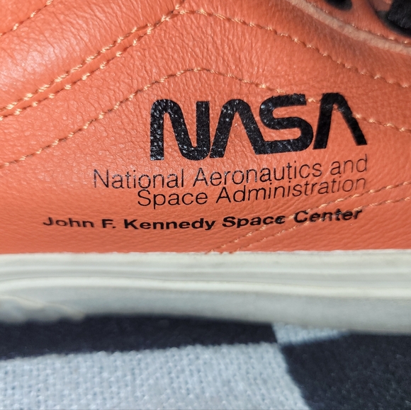VANS Old Skool NASA Space Voyager Firecracker - Picture 5 of 9